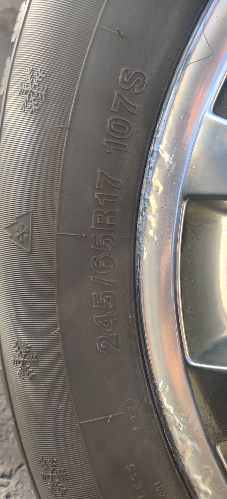 Set of 4 Volkswagen Winter Tires & Rims - photo 3