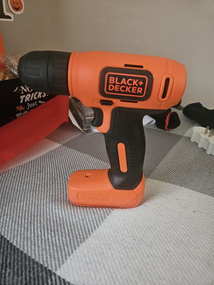 Black + Decker Cordless Drill - photo 2
