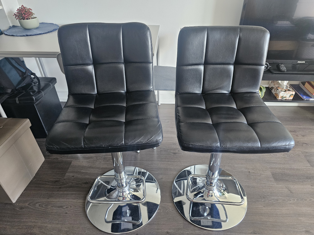 Bar stools for sale