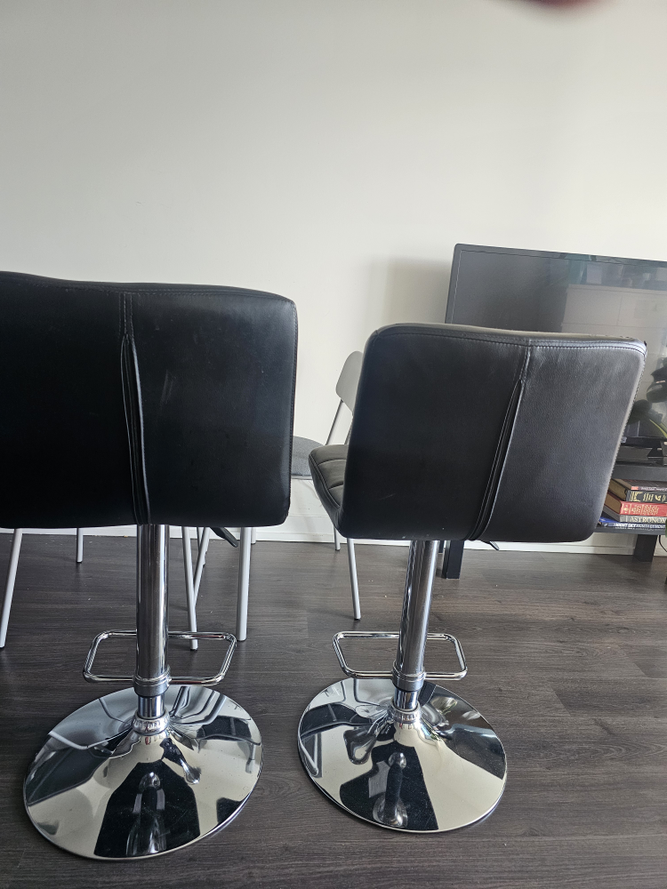 Bar stools for sale - photo 3