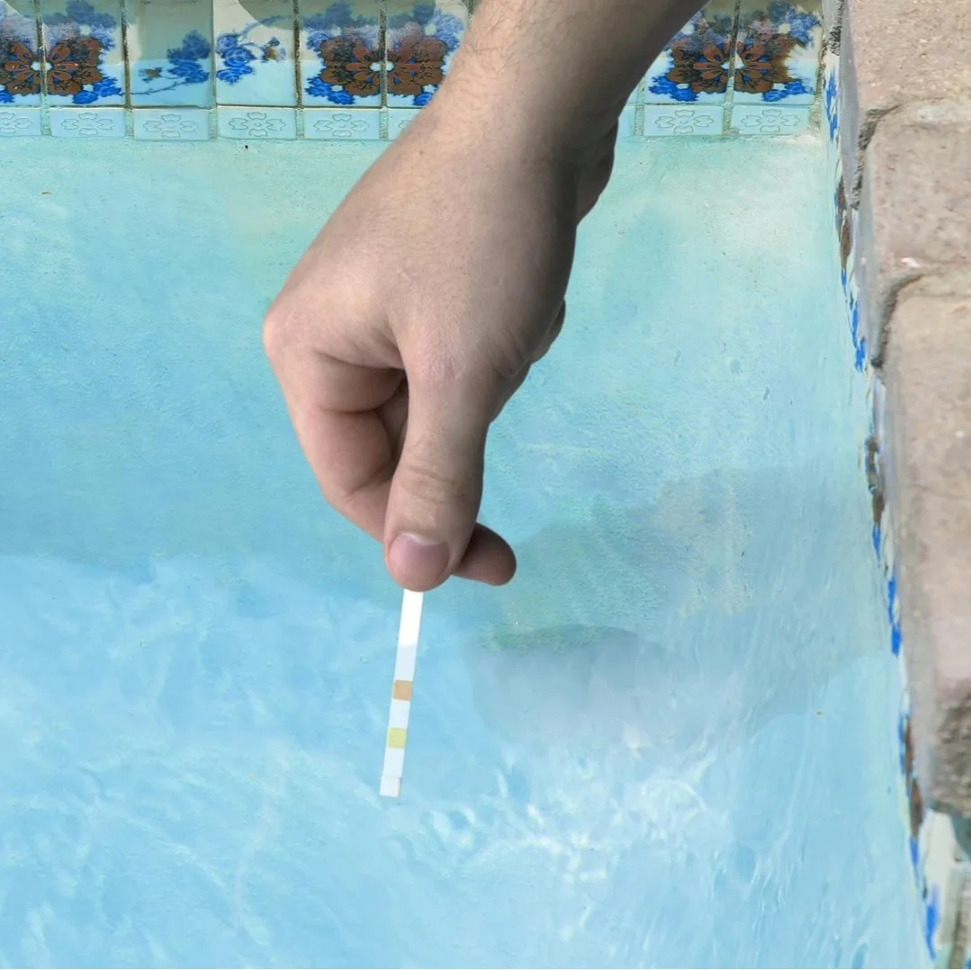 9 x Smart Test 4-Way Pool and Spa Test Strips - 50ct image indicator(2)