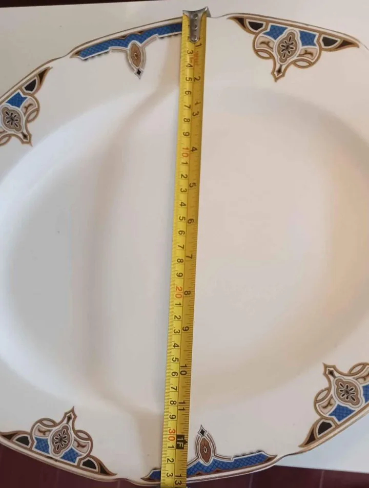 Vintage Oval Serving Platter image indicator(3)