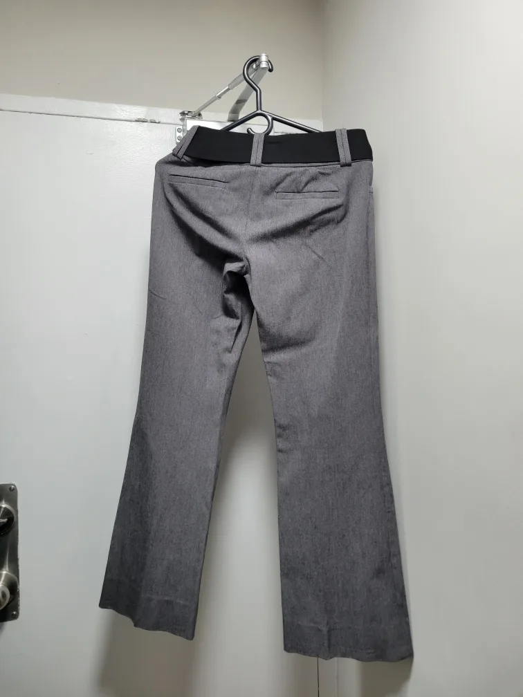 Banana Republic Grey Pants image indicator(5)