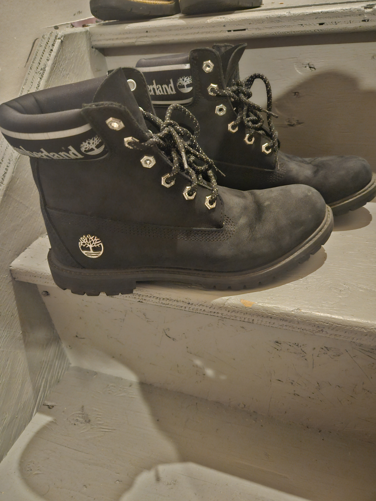 Timberland Black Boots size 9