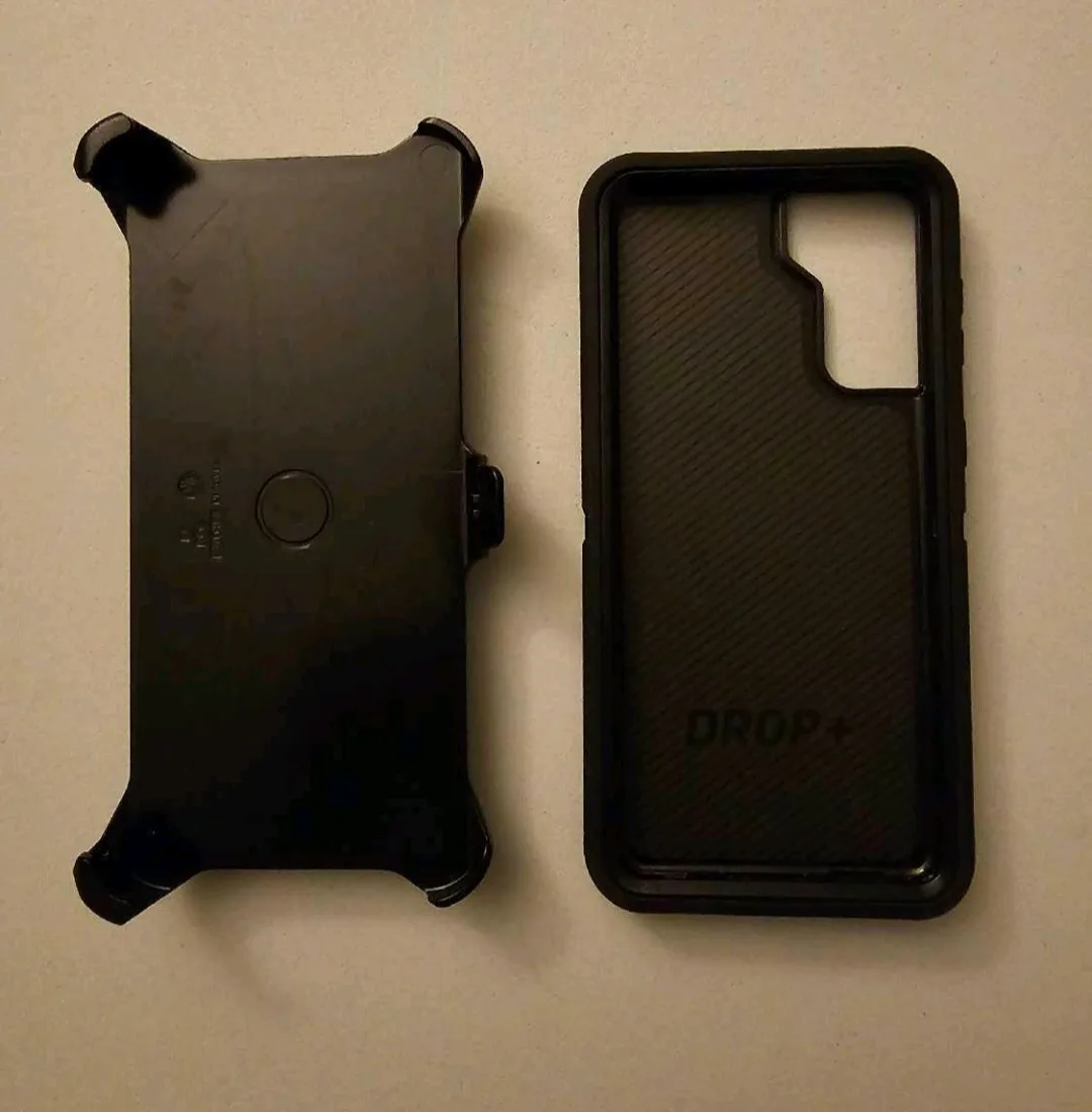 OtterBox Defender Series Case for Samsung Galaxy S21+ image indicator(3)