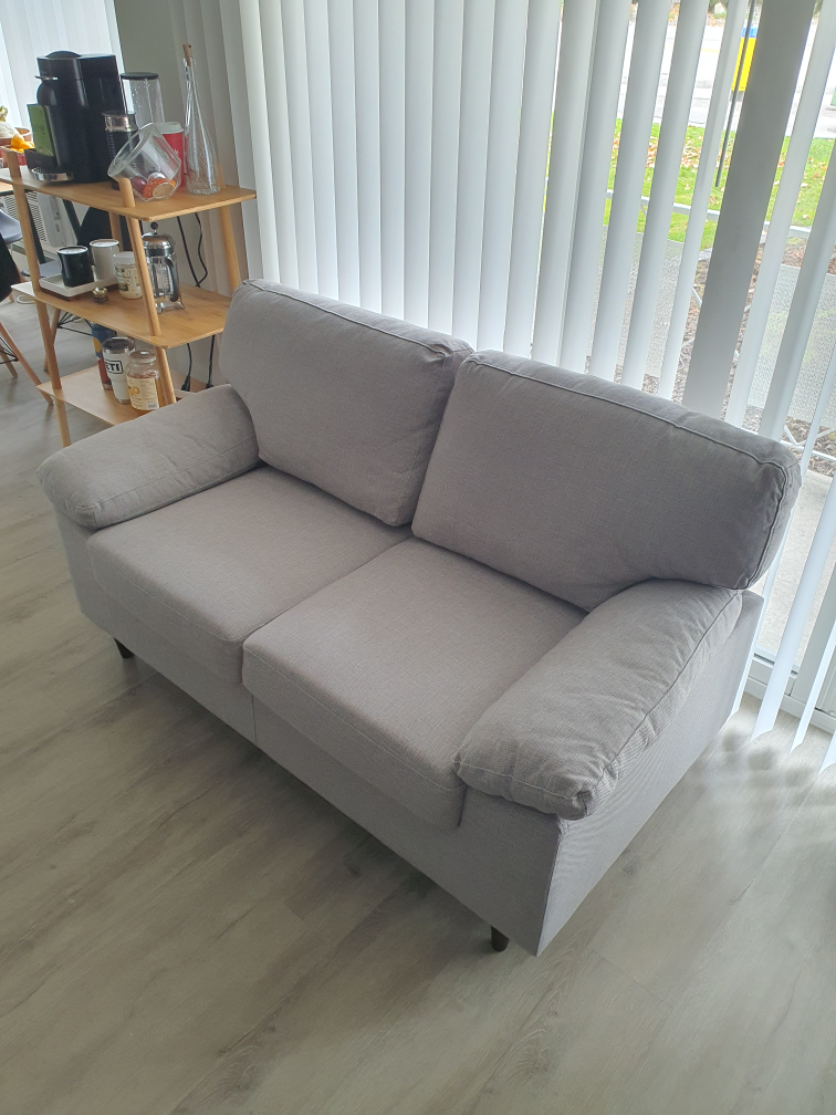 Clean Comfy 2 seater love seat. - photo 2