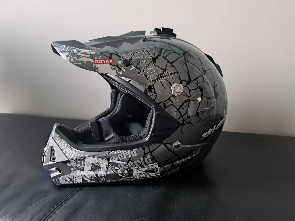 Snowmobile Helmets image indicator(4)