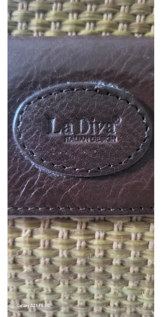 La Diva Design Woven Handbag image indicator(2)