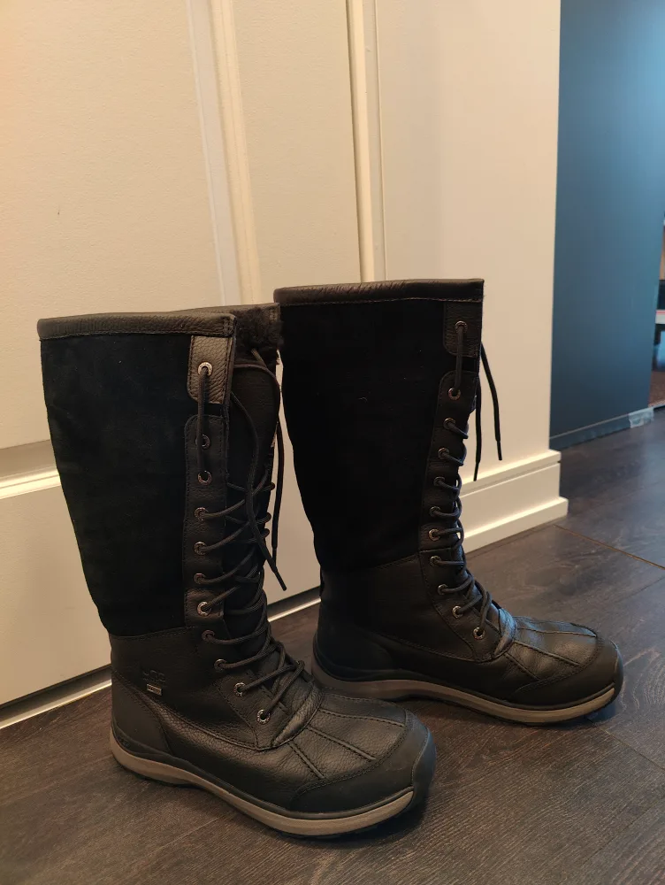 UGG Women's Black Winter Boots