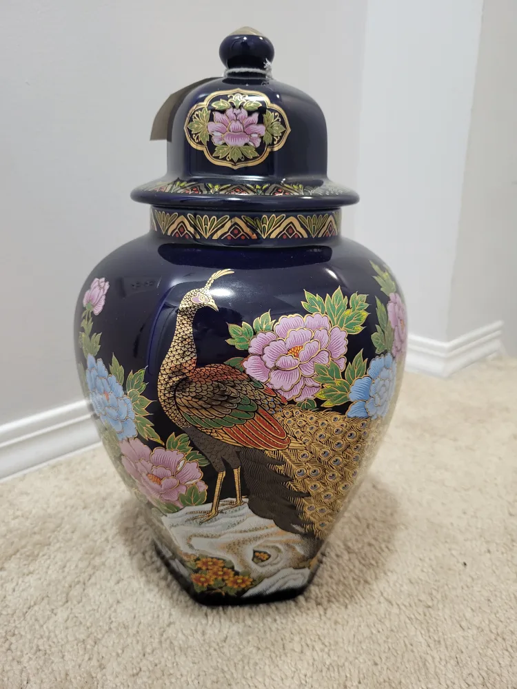 Vintage Cobalt Blue peacock ginger jar 🥕 image indicator(2)
