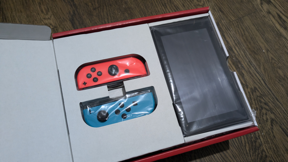 New Nintendo Switch Console - photo 3