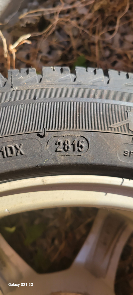 Michelin 195/55R16 Tire and Rim - photo 4