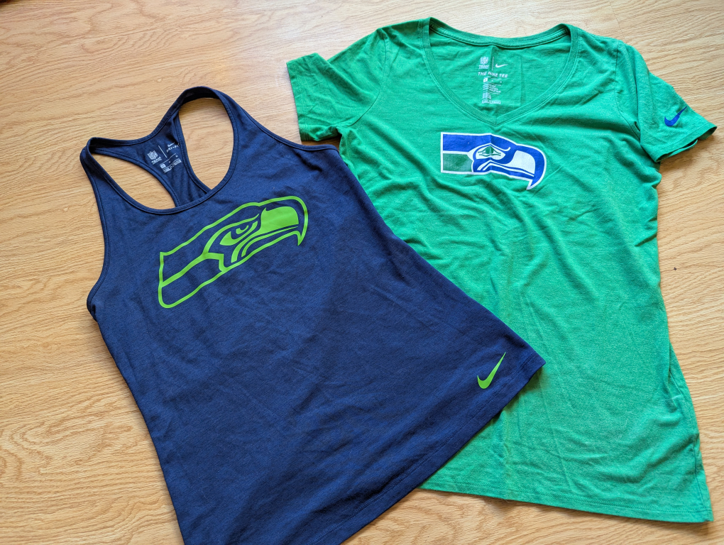 Nike Seahawks Tank Top and T-Shirt Bundle