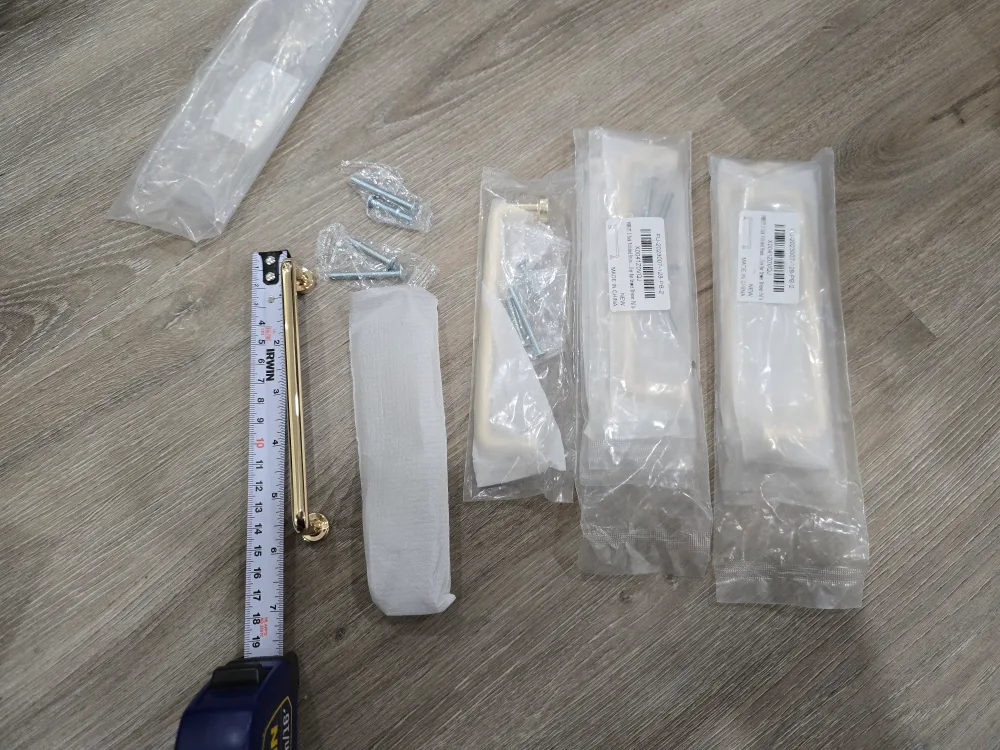 [BRAND NEW] 2 Gold Cabinet Door Handles (5.5 inches) x3 image indicator(5)