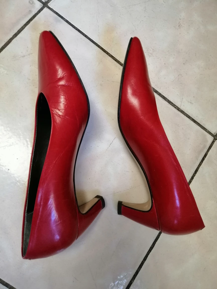 Red Leather Pumps, Size 8 - photo 2