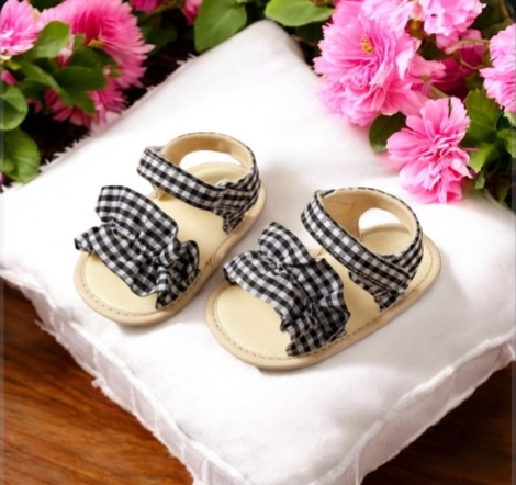 Baby Girl Sandals Size 1 New - photo 3