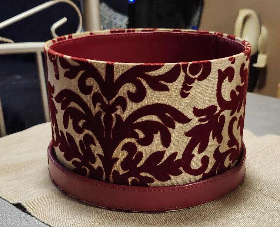 Indigolite Round Decorative Felt Box