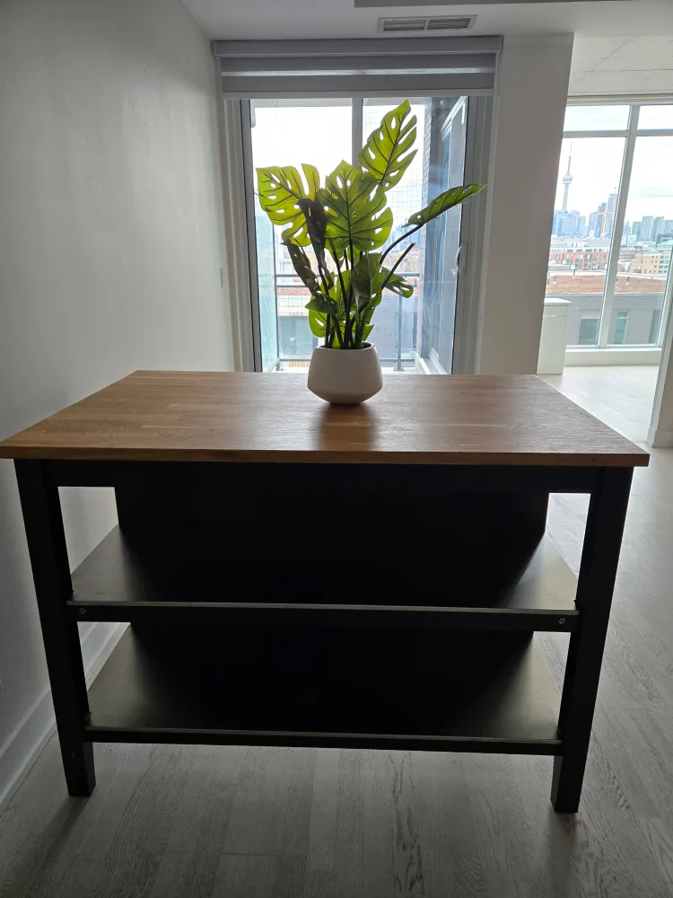 Kitchen Island with Shelves thumbnail