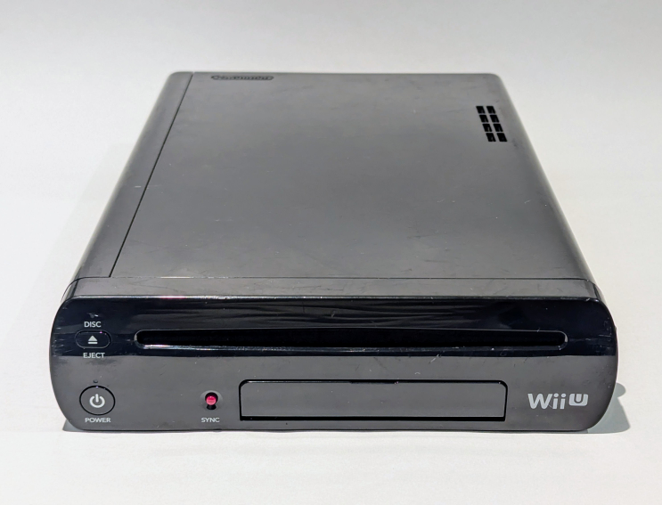 Nintendo WiiU 32GB Console & Gamepad Bundle - Black - photo 5
