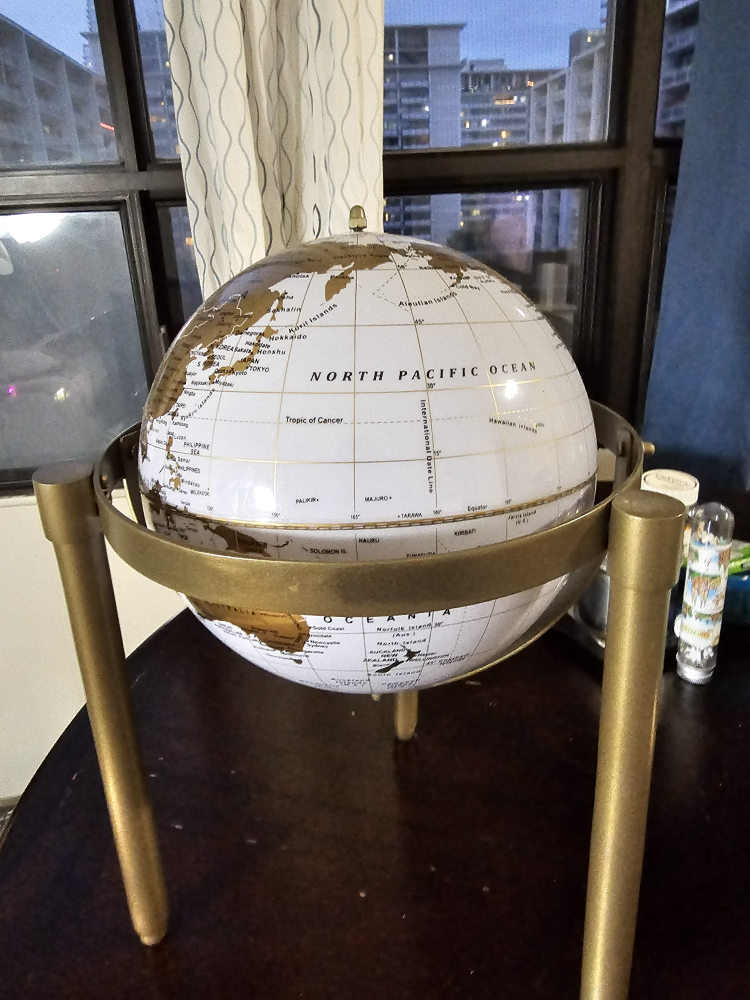 Gold Globe - photo 2