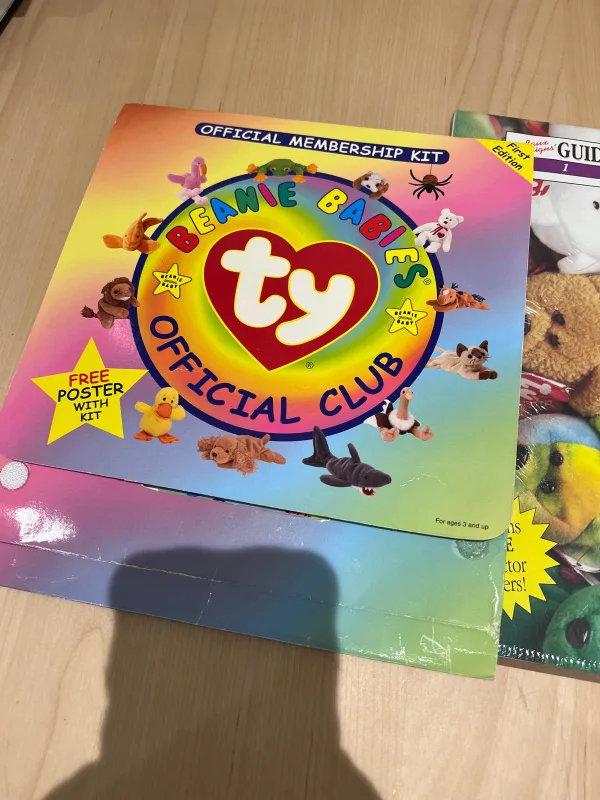 TY Beanie Babies 1st Edition Official Membership Kit image indicator(2)