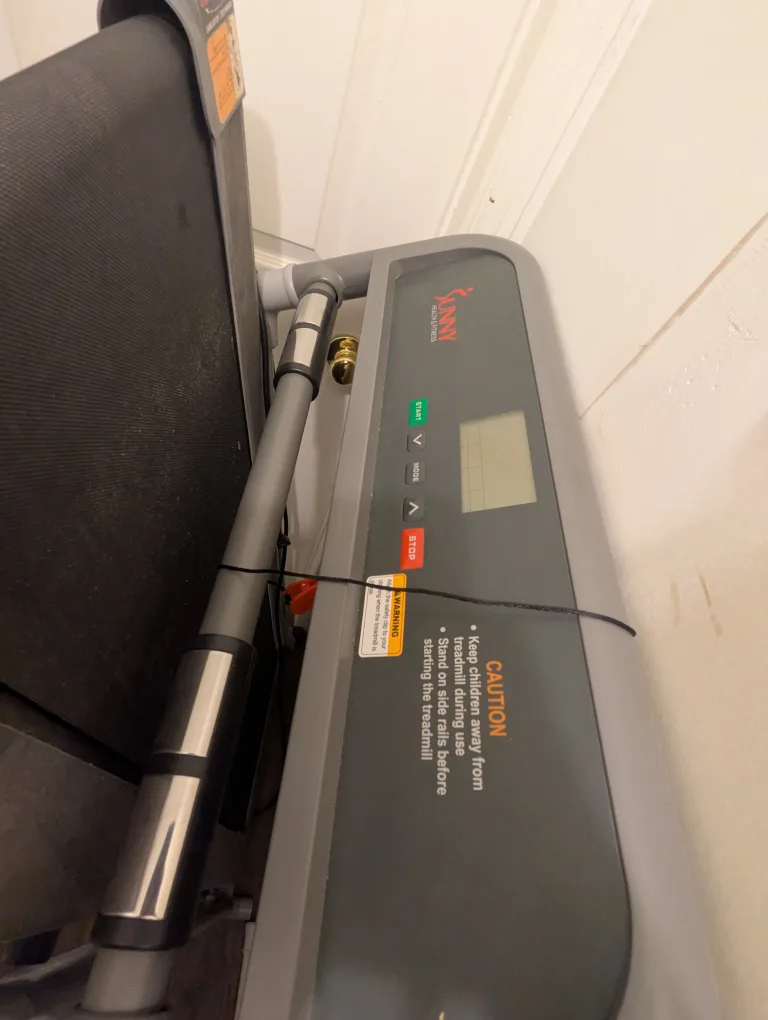 Treadmill- read description image indicator(3)