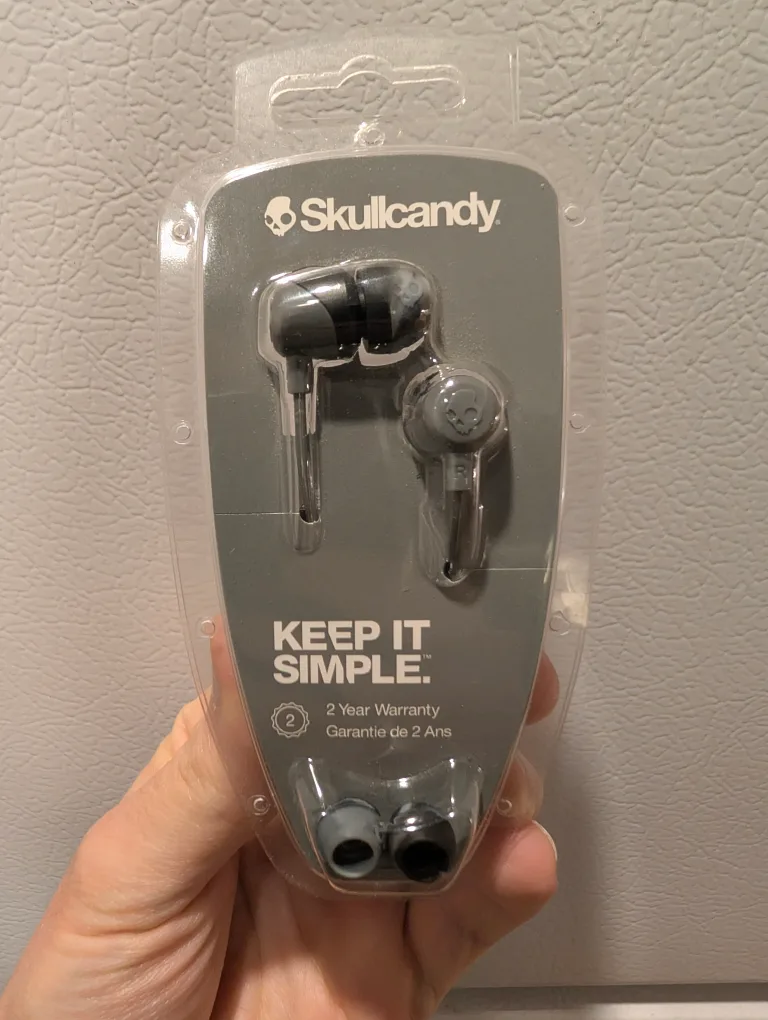 Skullcandy Earbuds with Mic thumbnail