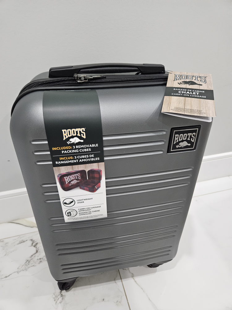 ROOTS Carry-On Luggage - photo 5