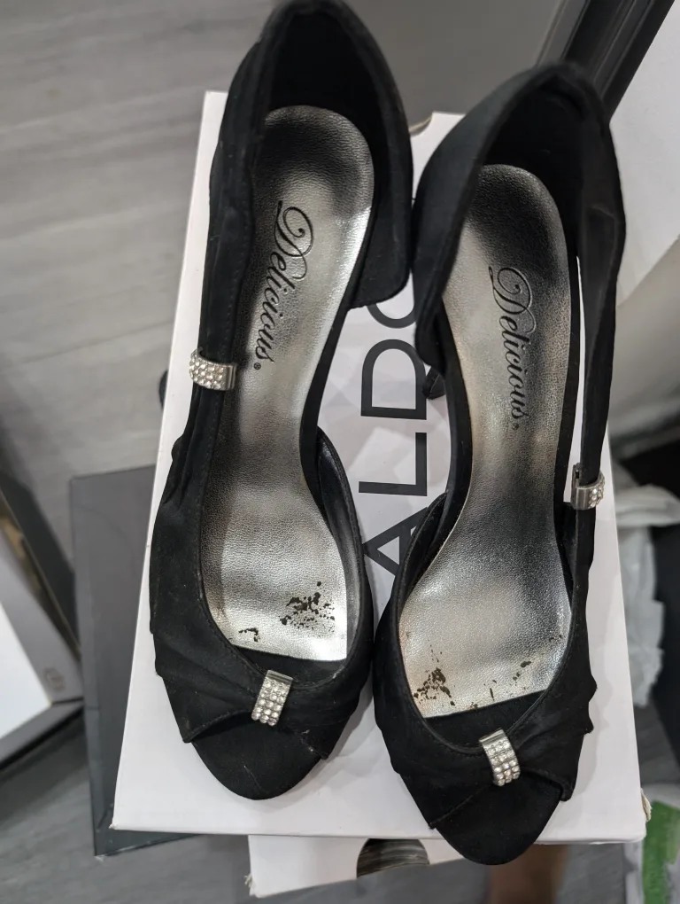 Black Heels - size 6