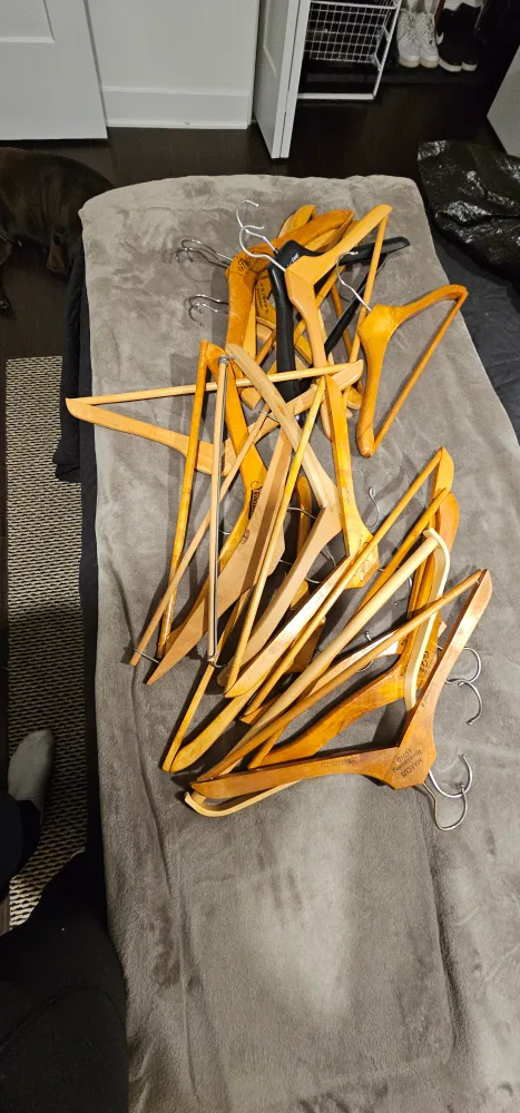 wooden hangers thumbnail