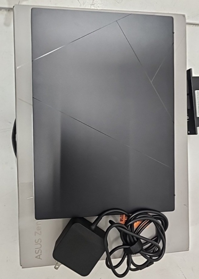 ASUS ZENBOOK 14 TOUCHSCREEN LAPTOP - photo 2