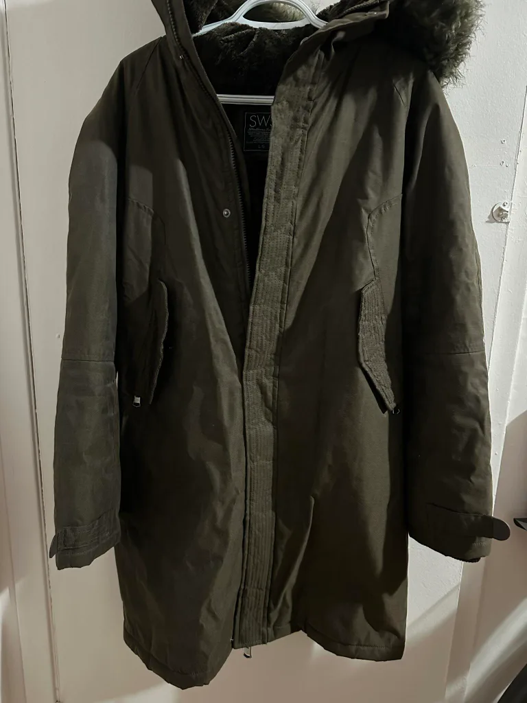 Green Winter Parka with Fur Hood thumbnail