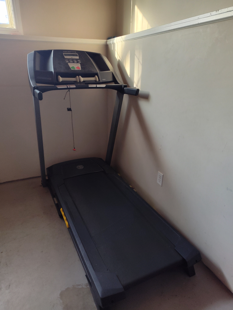 Gold's Gym Treadmill - photo 2