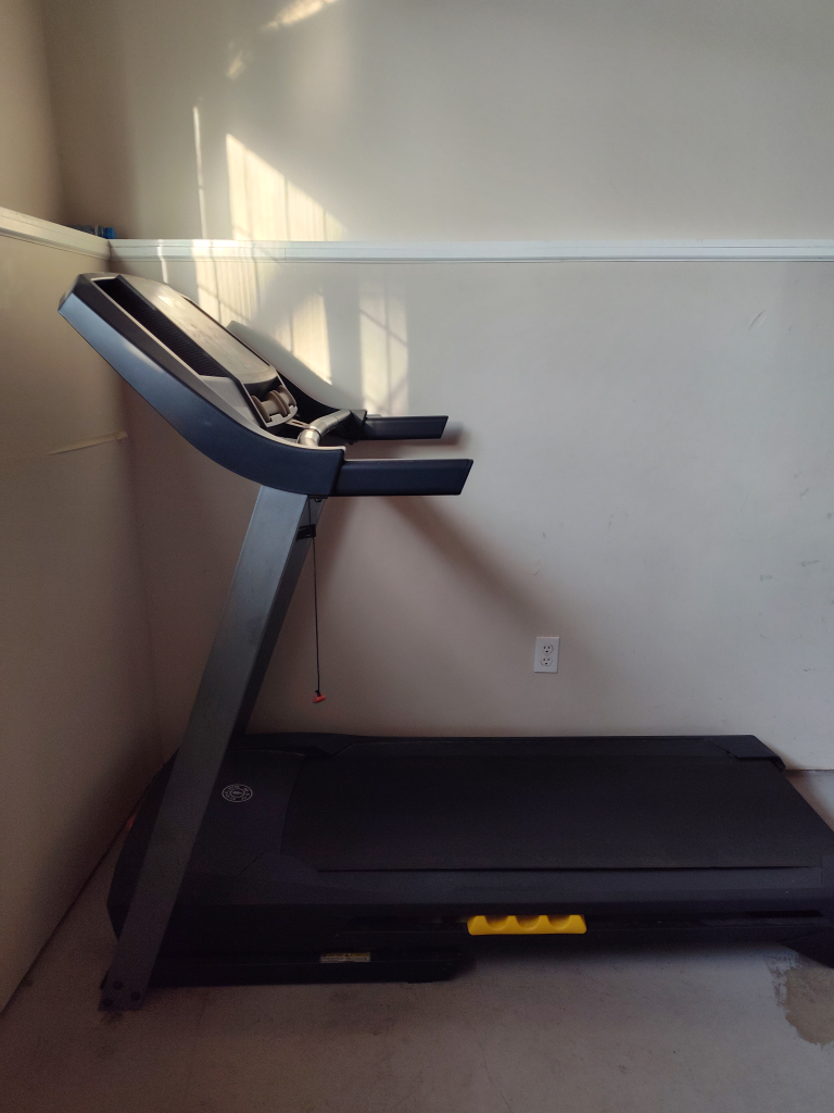 Gold's Gym Treadmill - photo 3
