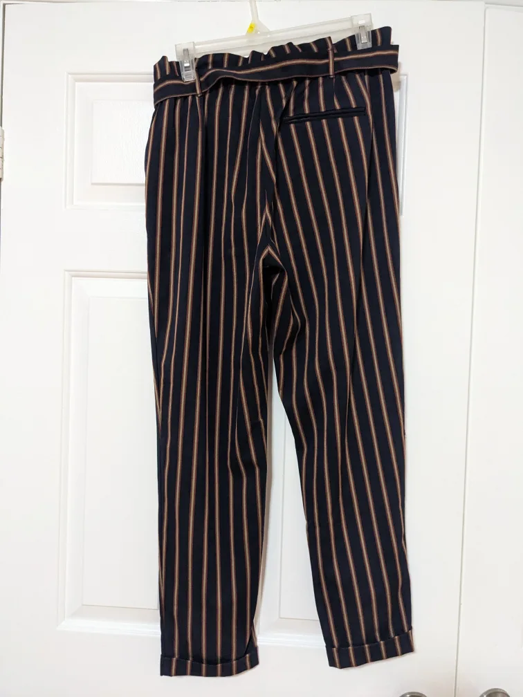 🧡 Zara Striped Ankle Length Pants image indicator(2)