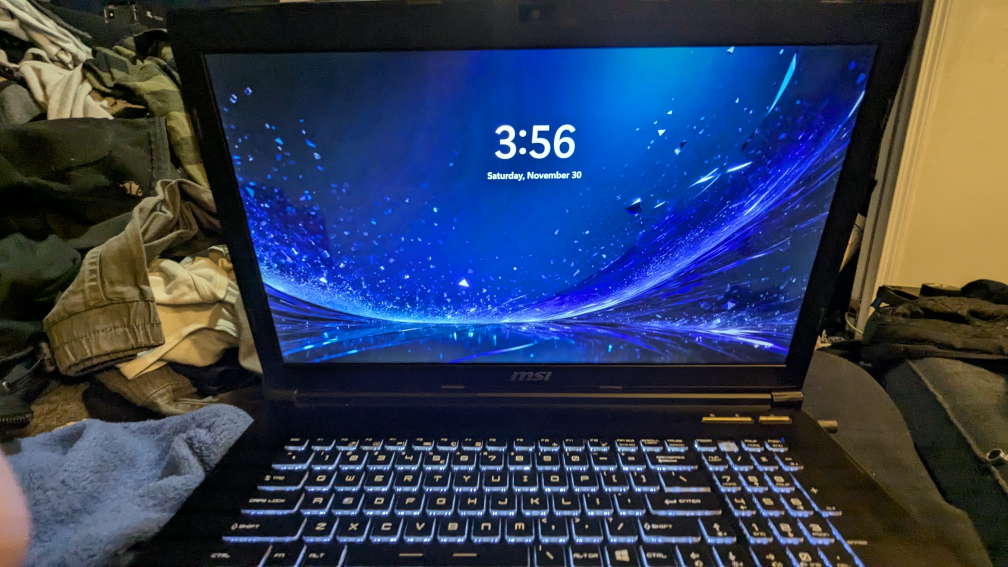 MSI GP72-6QF PREDATOR PRO Gaming Laptop