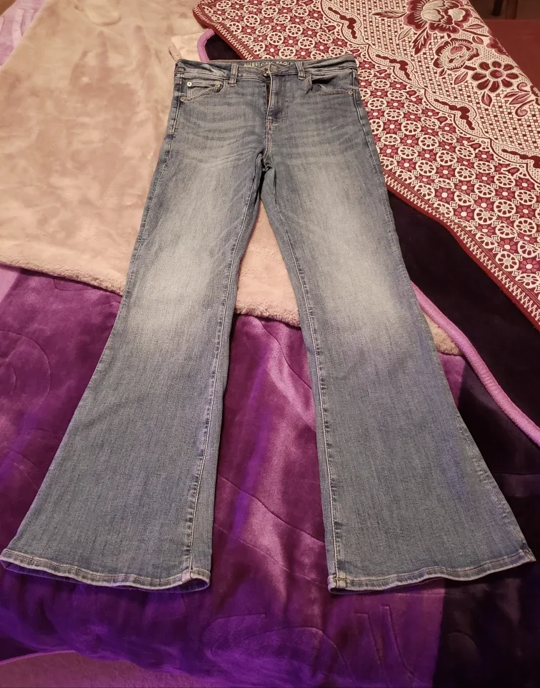 Super Hi-Rise Flare Jeans thumbnail