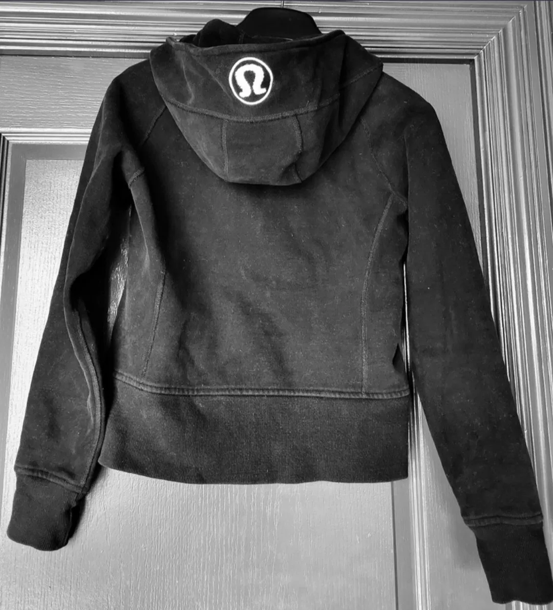 ❣️ Vintage Lululemon Black Scuba Hoodie Jacket Zip Up Small 6 image indicator(3)