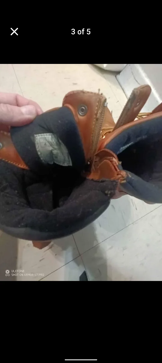 Boy youth size 4 winter boot image indicator(3)