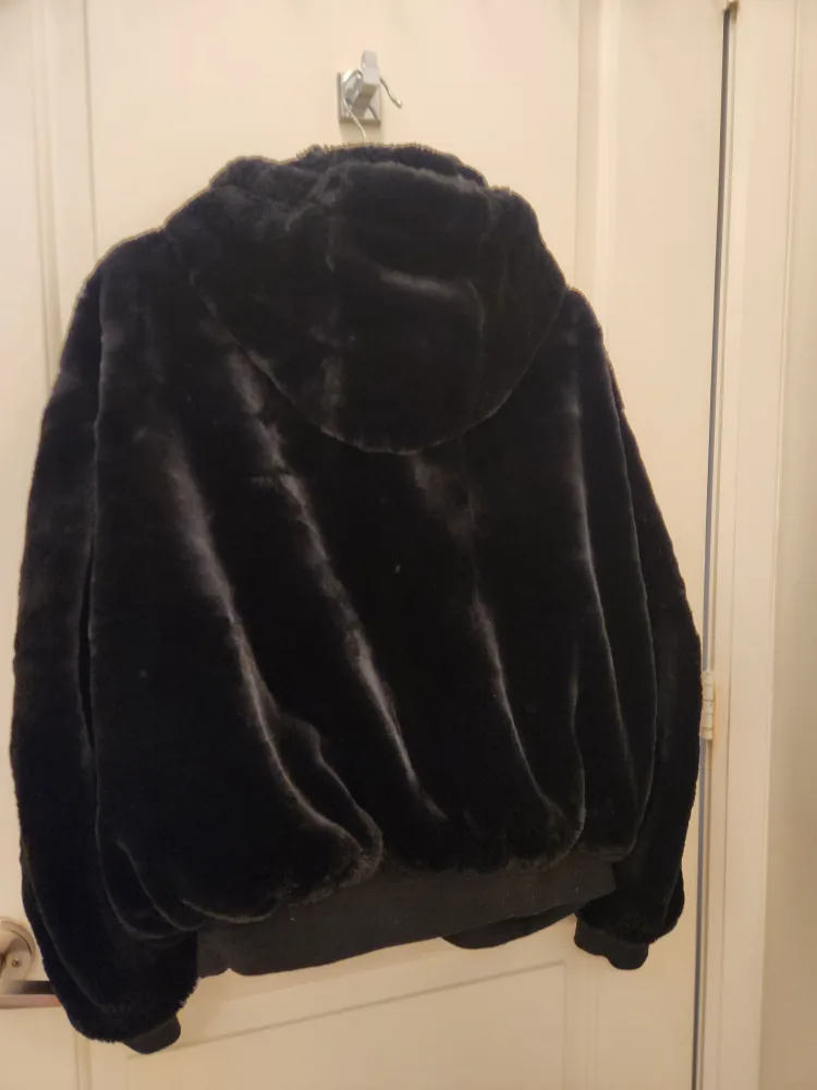 Casual winter faux fur hooded jacket from Korea image indicator(4)