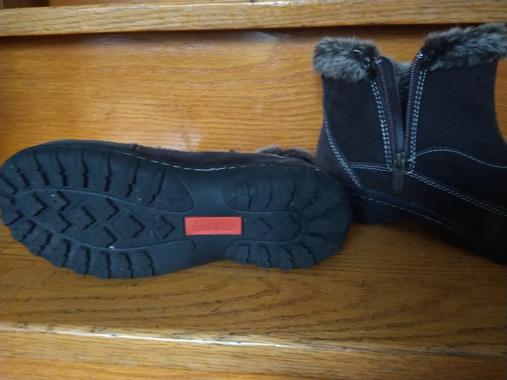 Brown Suede Winter Boots size 6 image indicator(2)