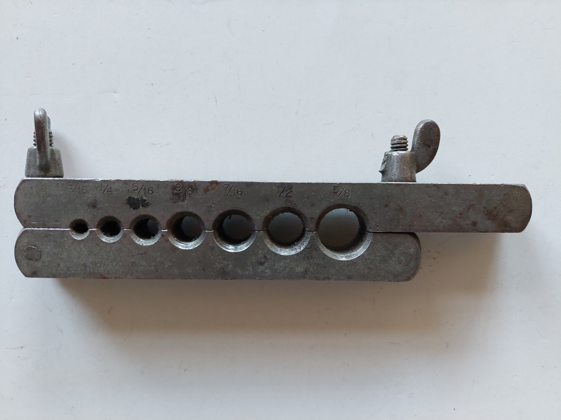 pipe flaring tool