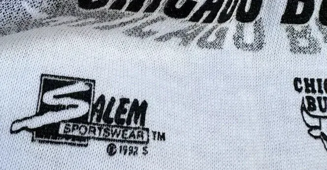 Vintage Chicago Bulls '91-'92 NBA World Champs T-Shirt image indicator(4)