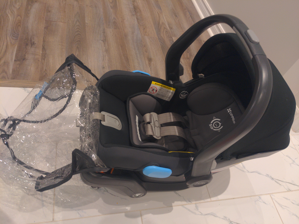 Uppababy Mesa Infant Car Seat with base and accessories - photo 2