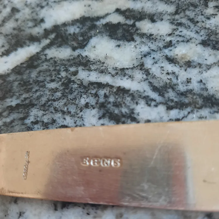 Vintage EPNS silverplated forks and fish knives image indicator(3)