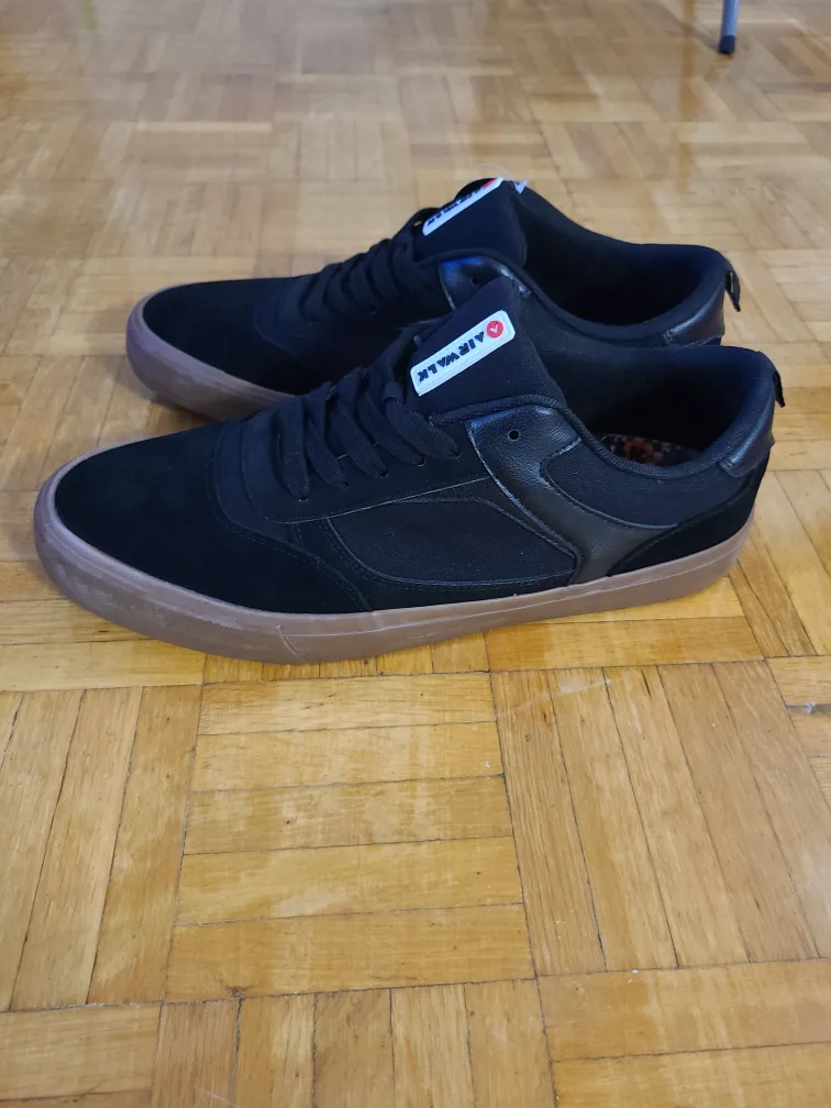 Airwalk Men's Black Shoes - sz 13 thumbnail