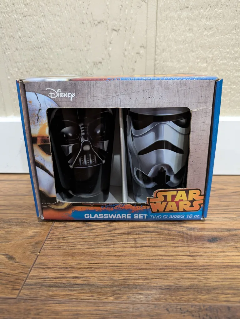 Star Wars Glassware Set - Darth Vader and Stormtrooper thumbnail