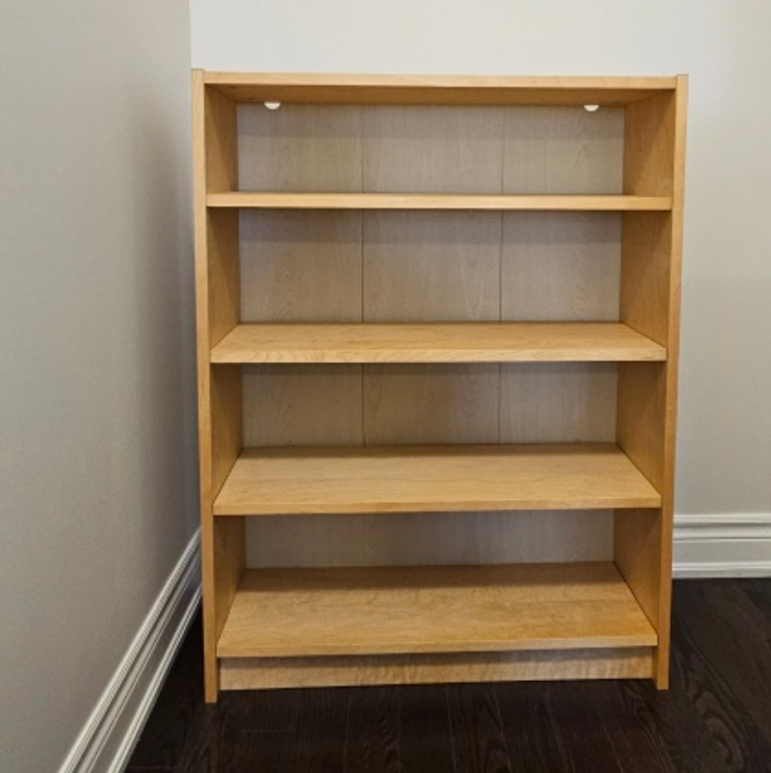 Wooden Bookshelf - photo 2