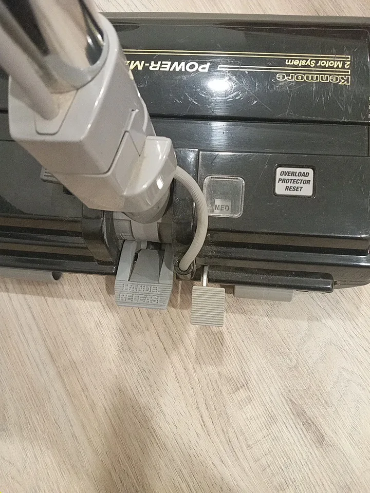 Kenmore Power-Mate Vacuum Cleaner image indicator(4)