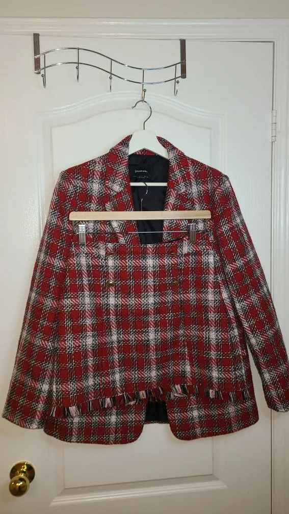 Stradivarius Red Plaid Blazer and Skirt Set image indicator(3)